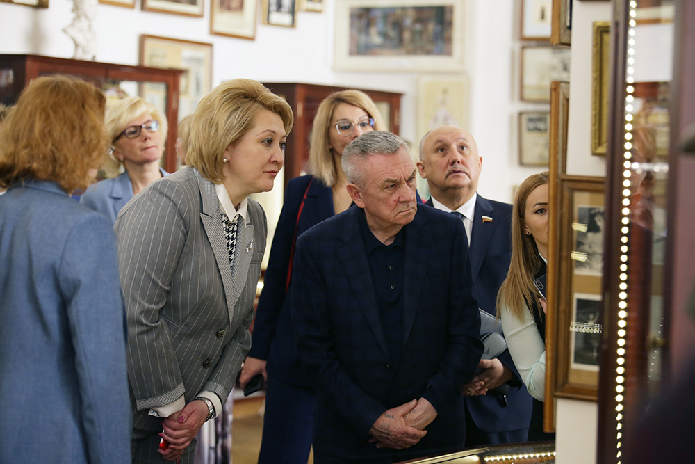 В музее Академии